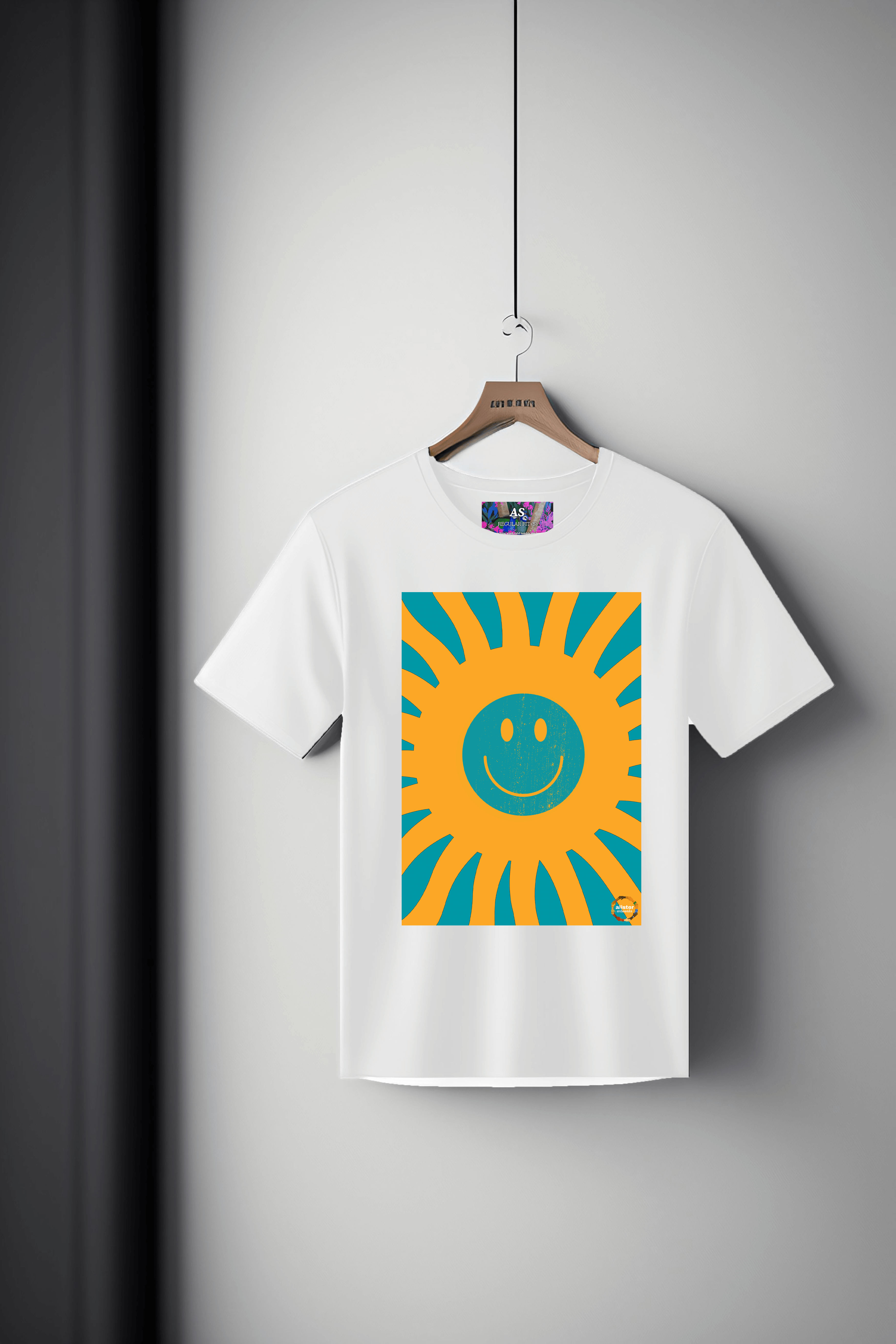 Graphic Tee: Do Sunny Smiles