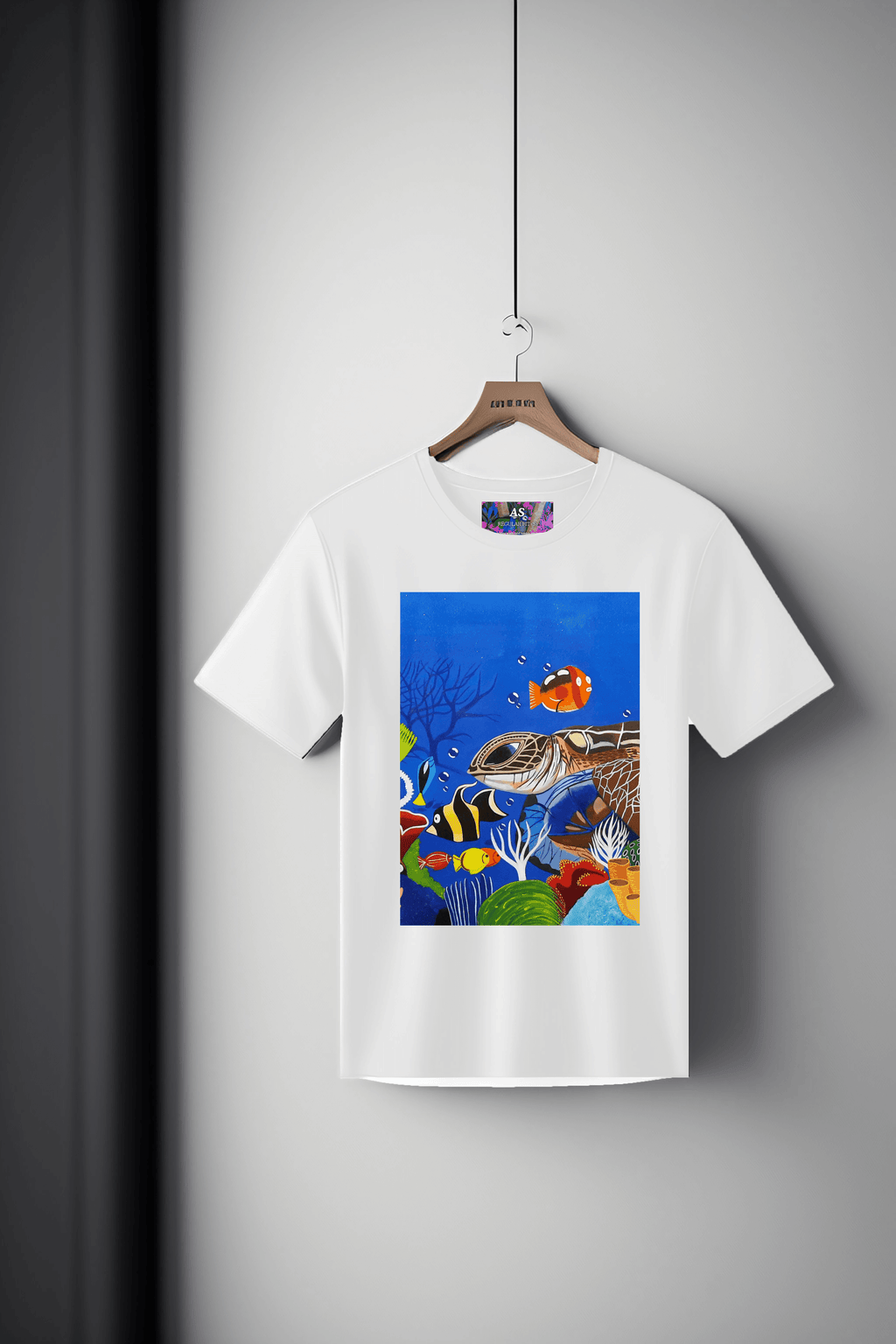 Canvas Art Tee: Sea Turtle