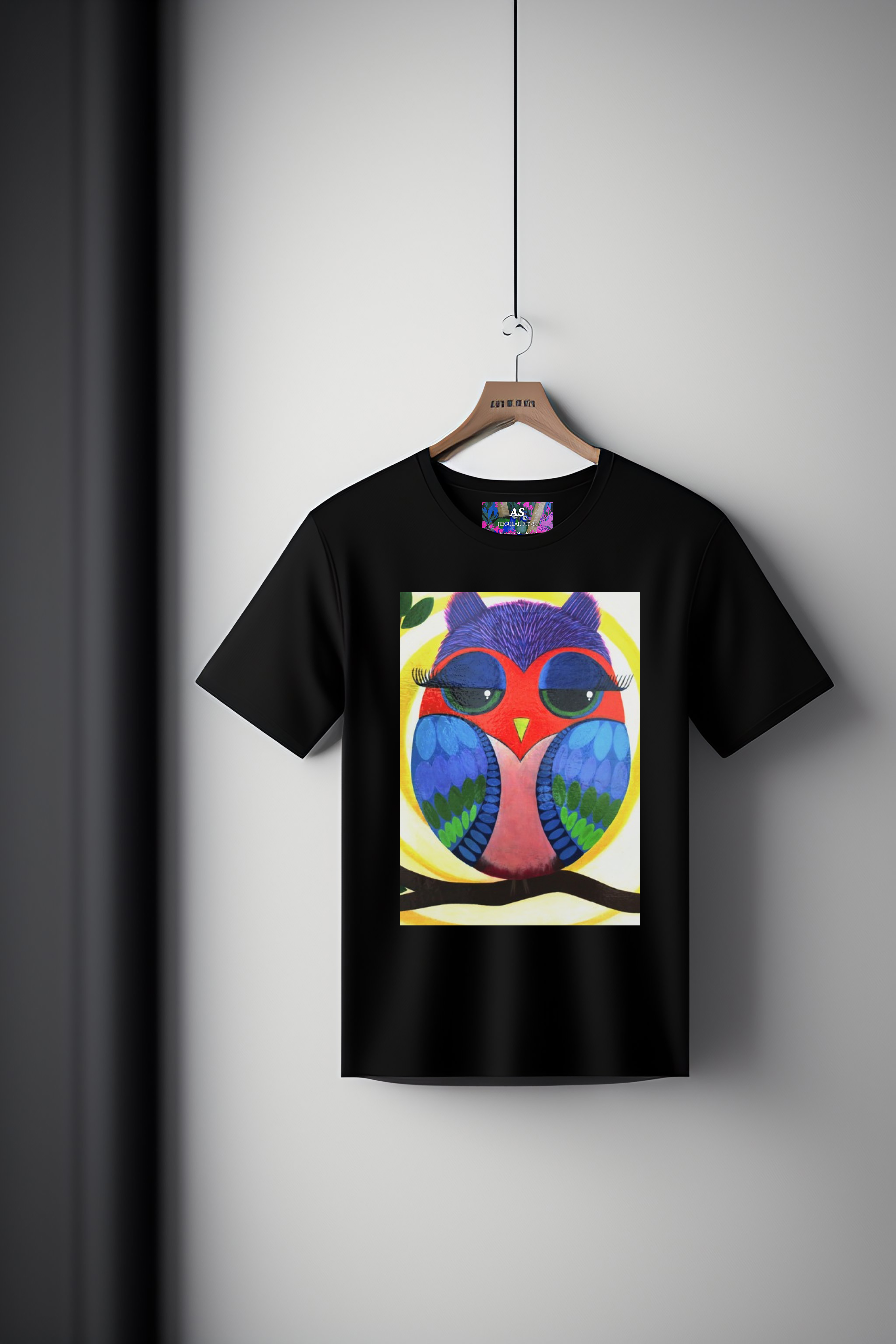 Canvas Art Tee: Colorful Hoots