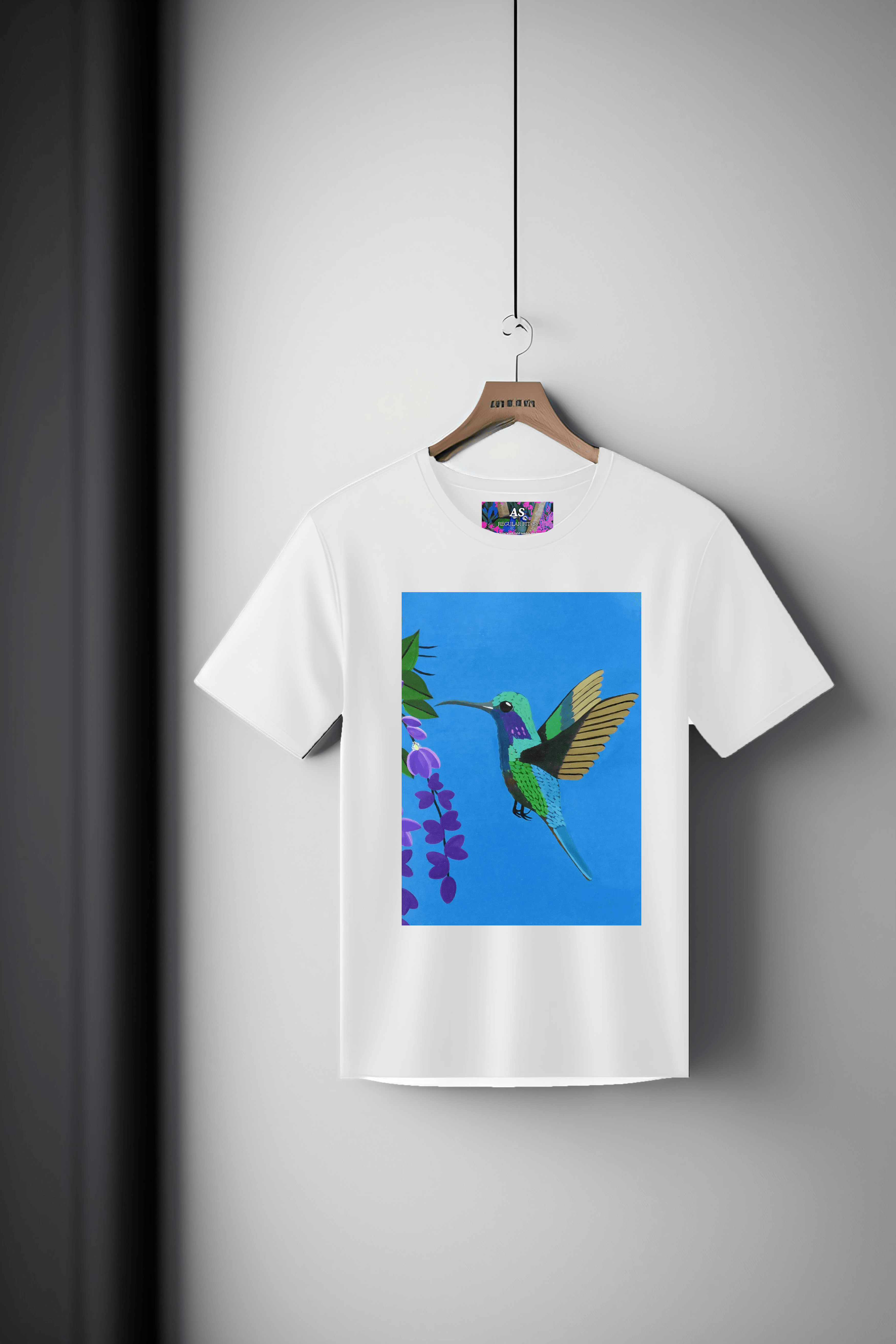 Canvas Art Tee: Hummingbird